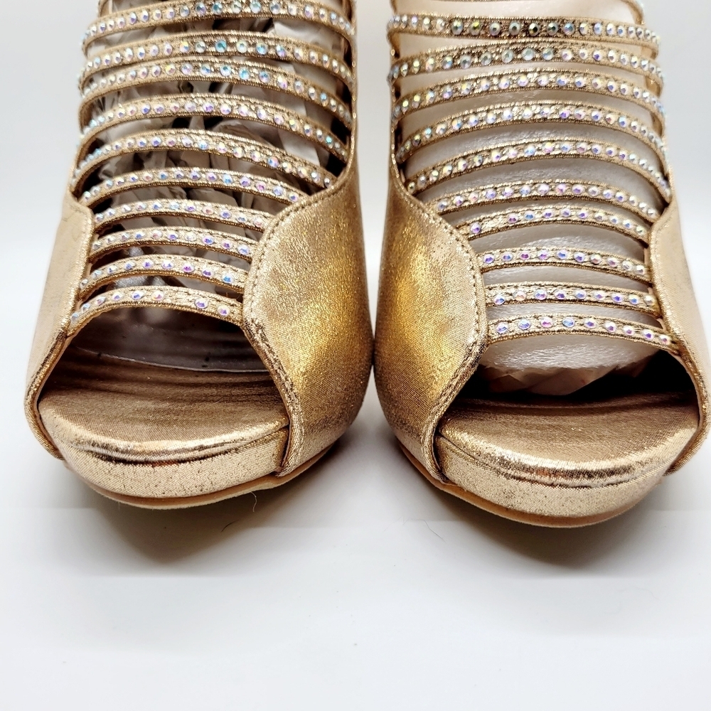 New Champagne Gold Rhinestone Embellished Caged Platform Heel Size 7.5 - Picture 6 of 14
